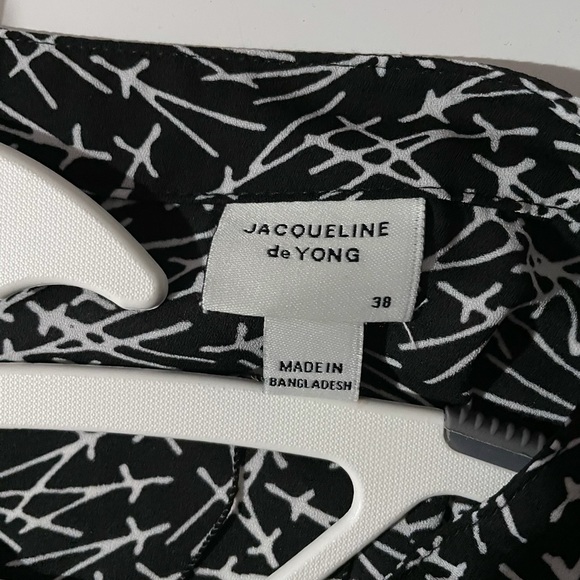 JDY midi dress in geo print - Picture 7 of 7